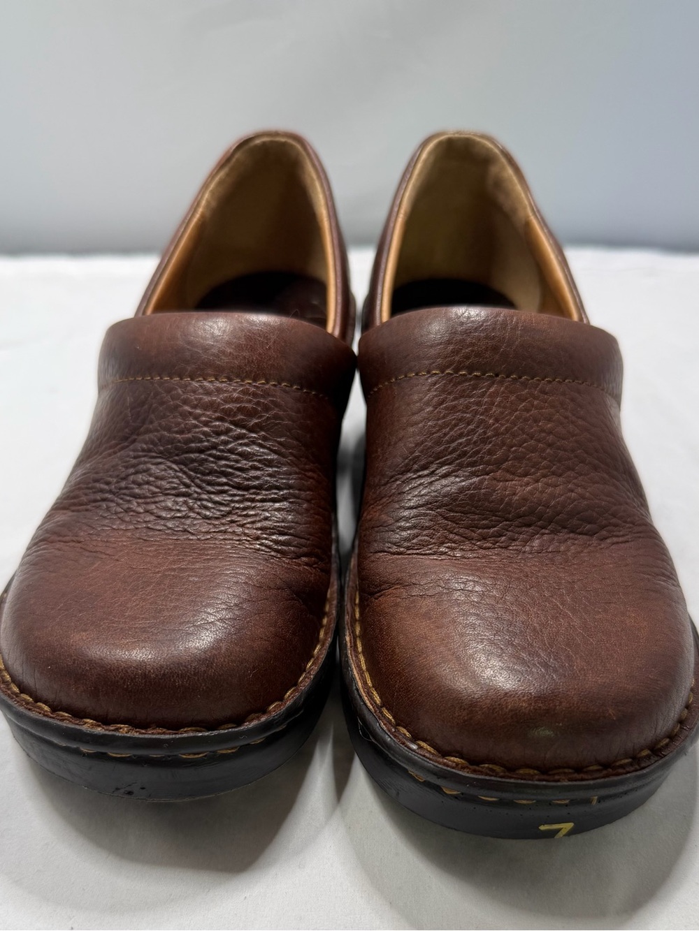 BORN Brown Leather Slip On Clogs Mules Comfort Shoes 6